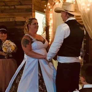 Meet your Posher, Austin